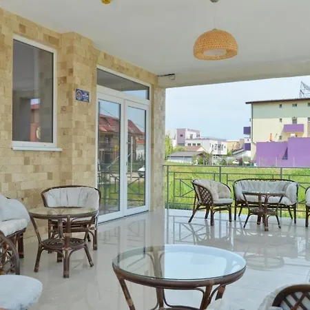 Ξενοδοχείο M